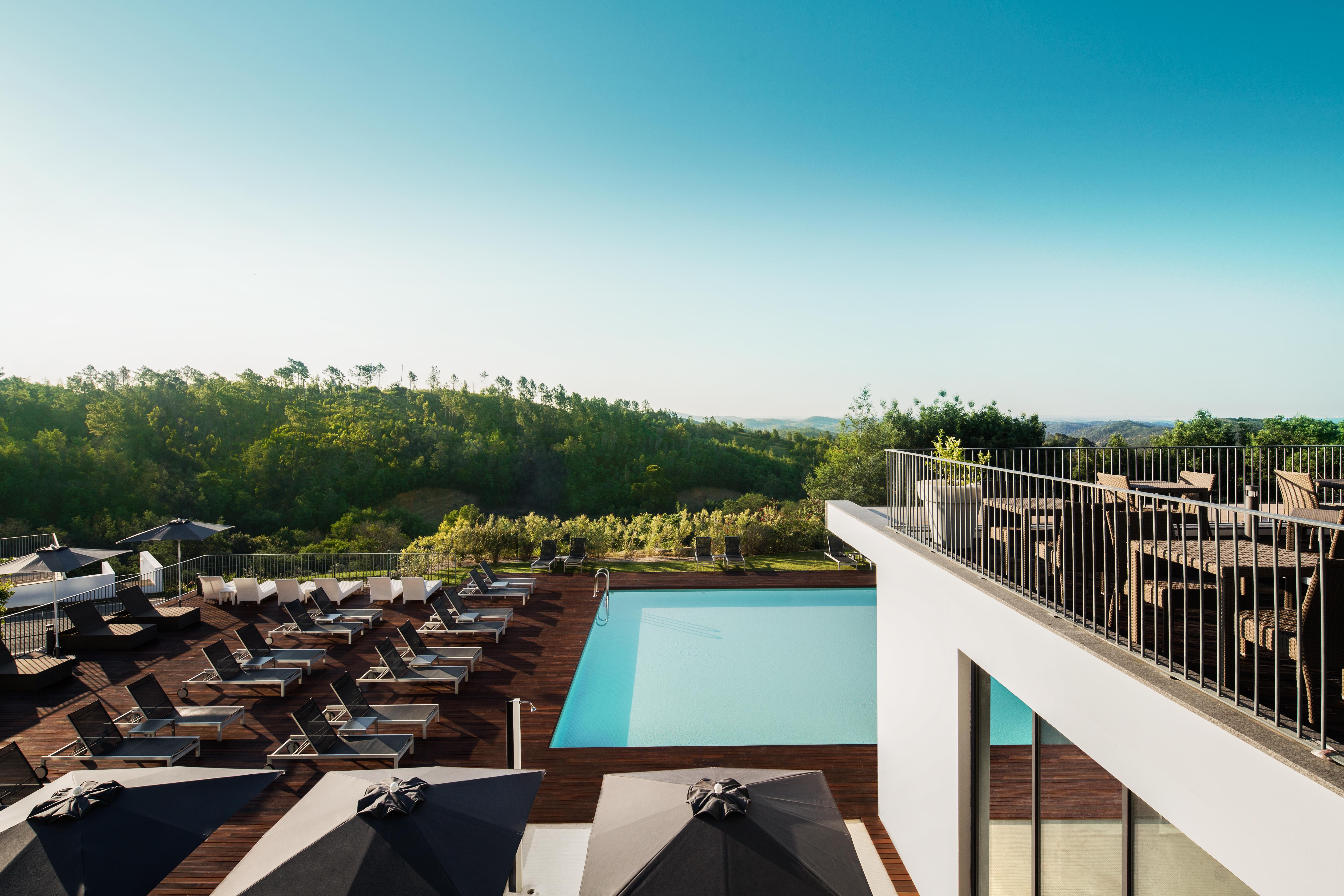 Monchique Resort & Spa Экстерьер фото The rooftop pool at the hotel