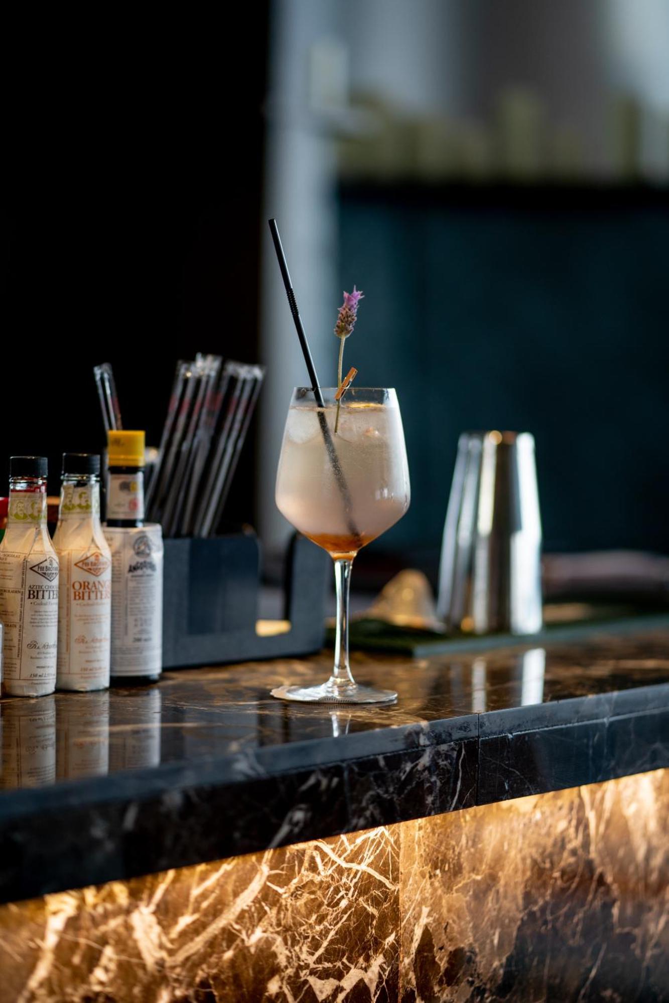 Monchique Resort & Spa Экстерьер фото A French 75