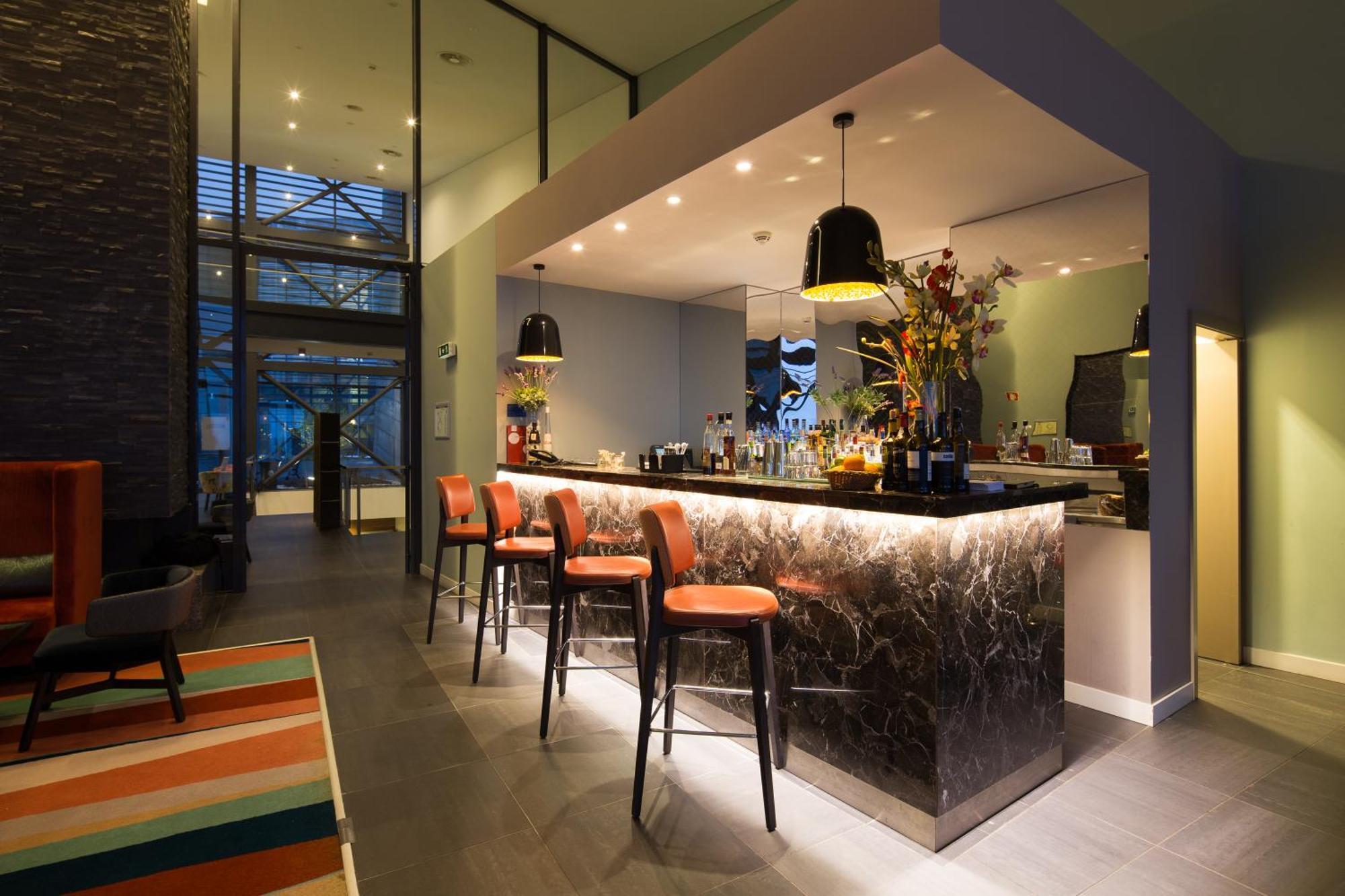 Monchique Resort & Spa Экстерьер фото The bar at the hotel