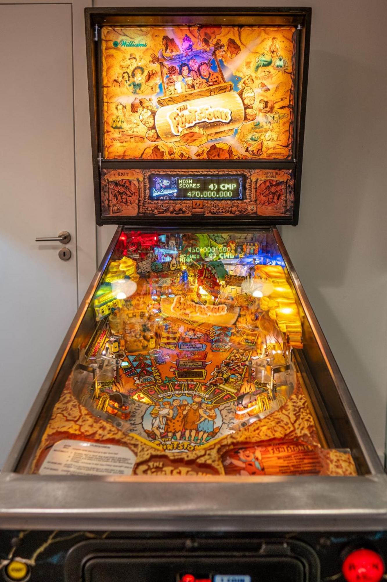 Monchique Resort & Spa Экстерьер фото The pinball machine